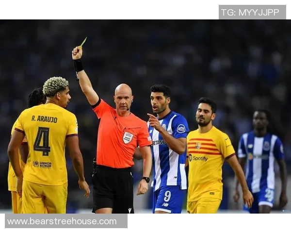 巴萨狂胜波尔图五球大捷乌龙球瞬间点燃全场激情